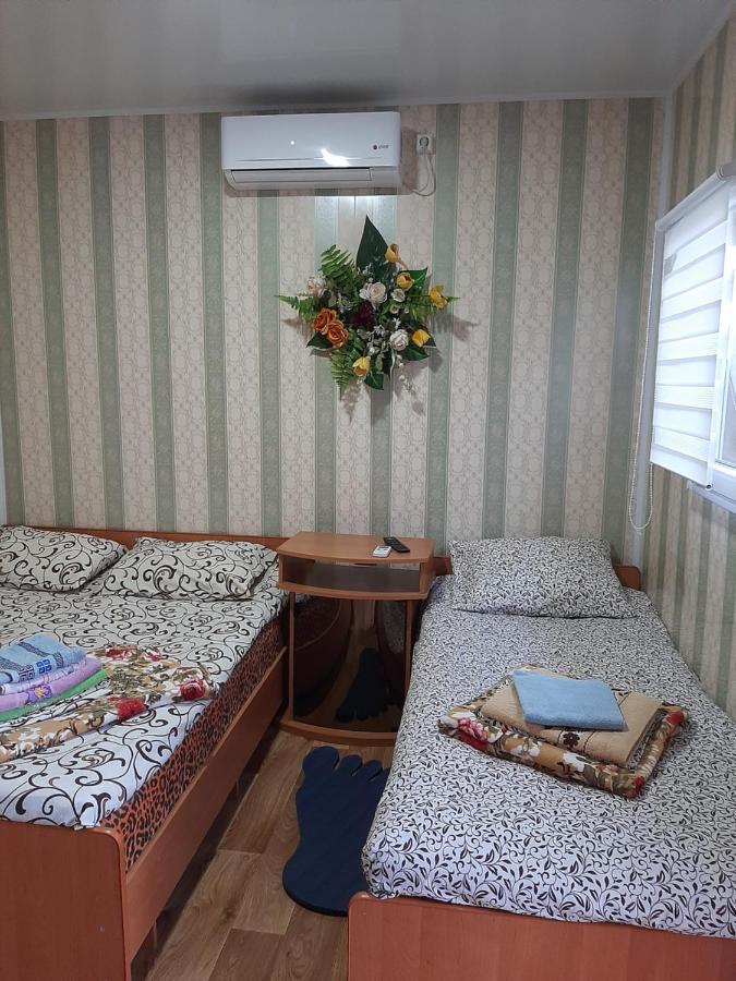 Mini Hotel Уютный Дворик Odessa Exterior foto