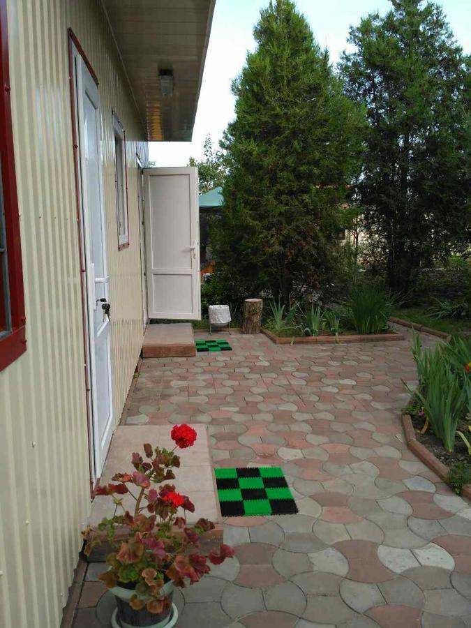 Mini Hotel Уютный Дворик Odessa Quarto foto