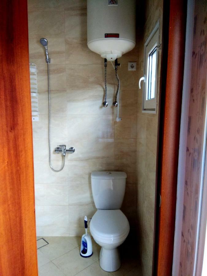 Mini Hotel Уютный Дворик Odessa Exterior foto